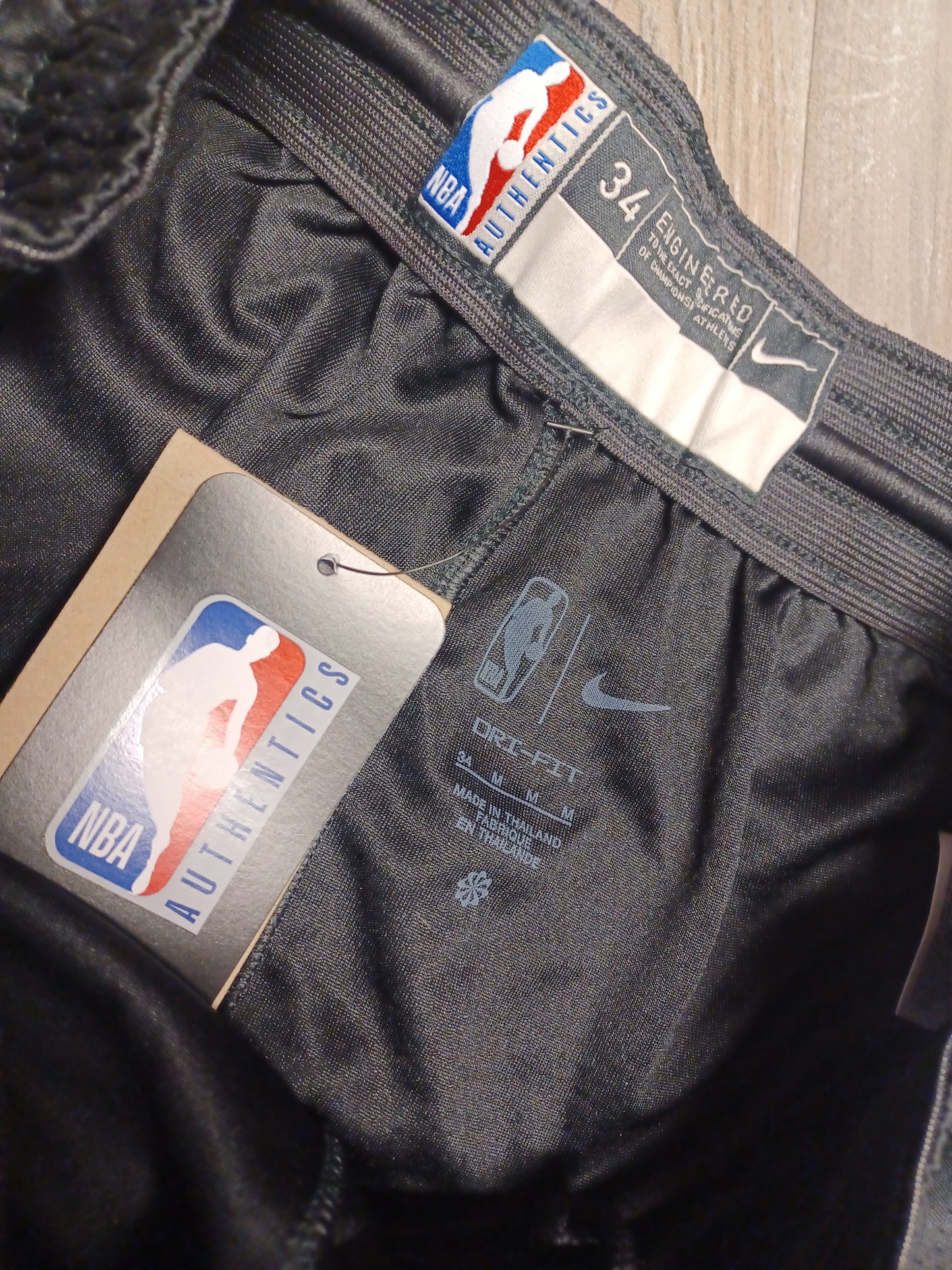Brooklyn Nets Shorts Size Medium