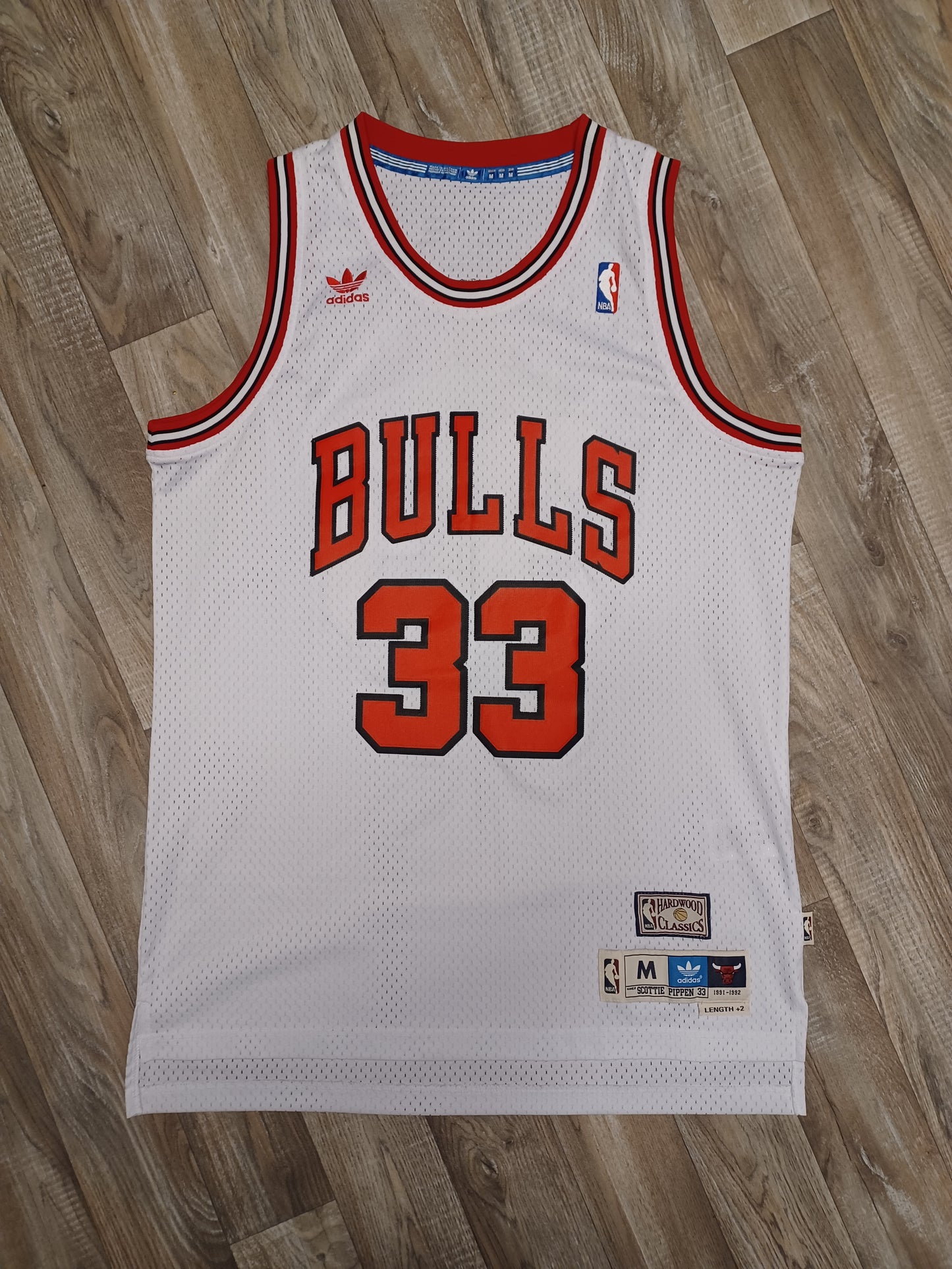 Scottie Pippen Chicago Bulls Jersey Size Medium