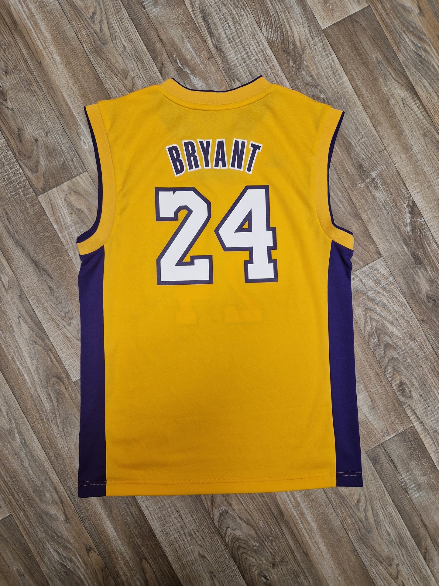 Kobe Bryant Los Angeles Jersey Size Small