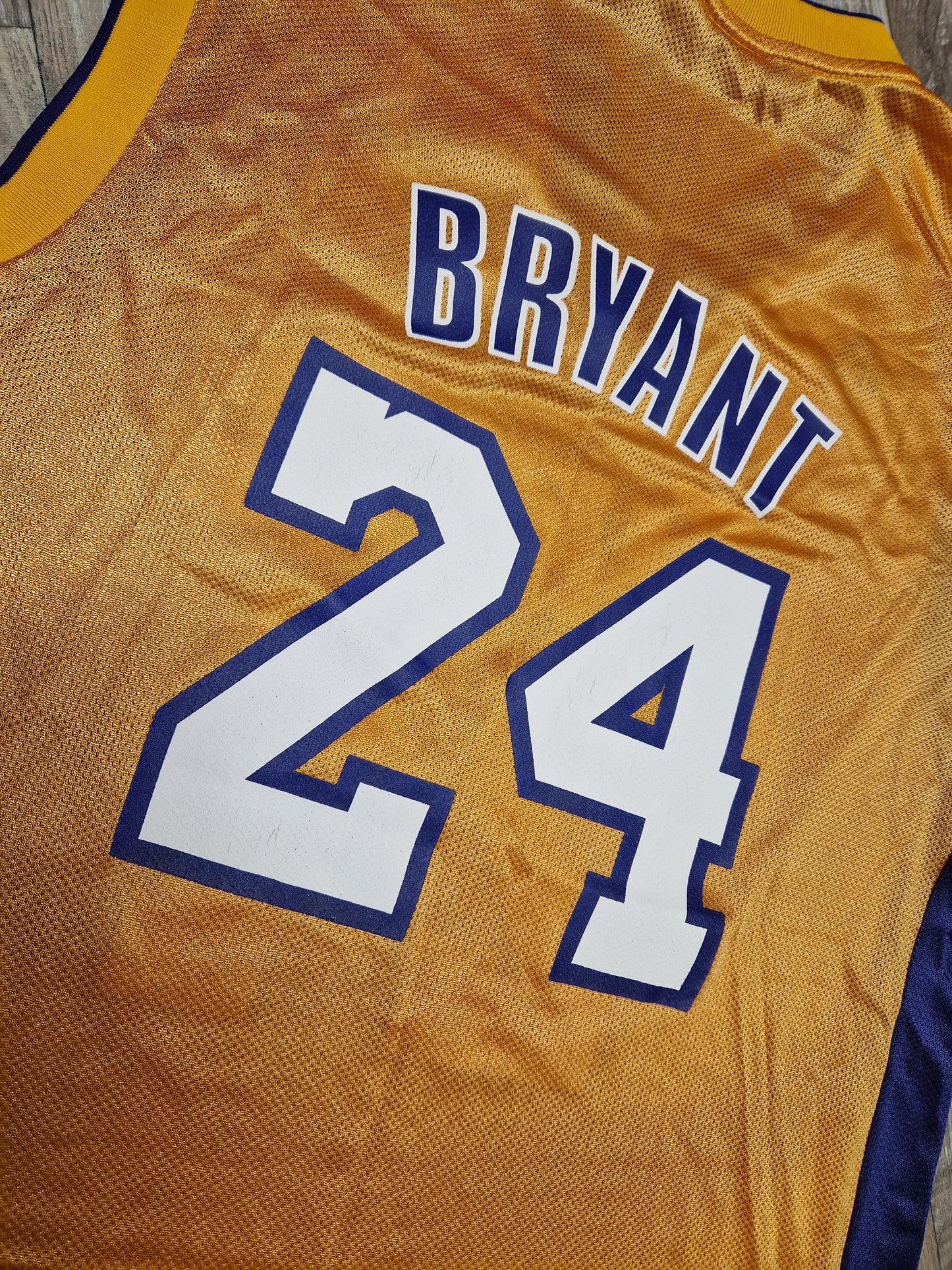 Kobe Bryant Los Angeles Jersey Size Medium