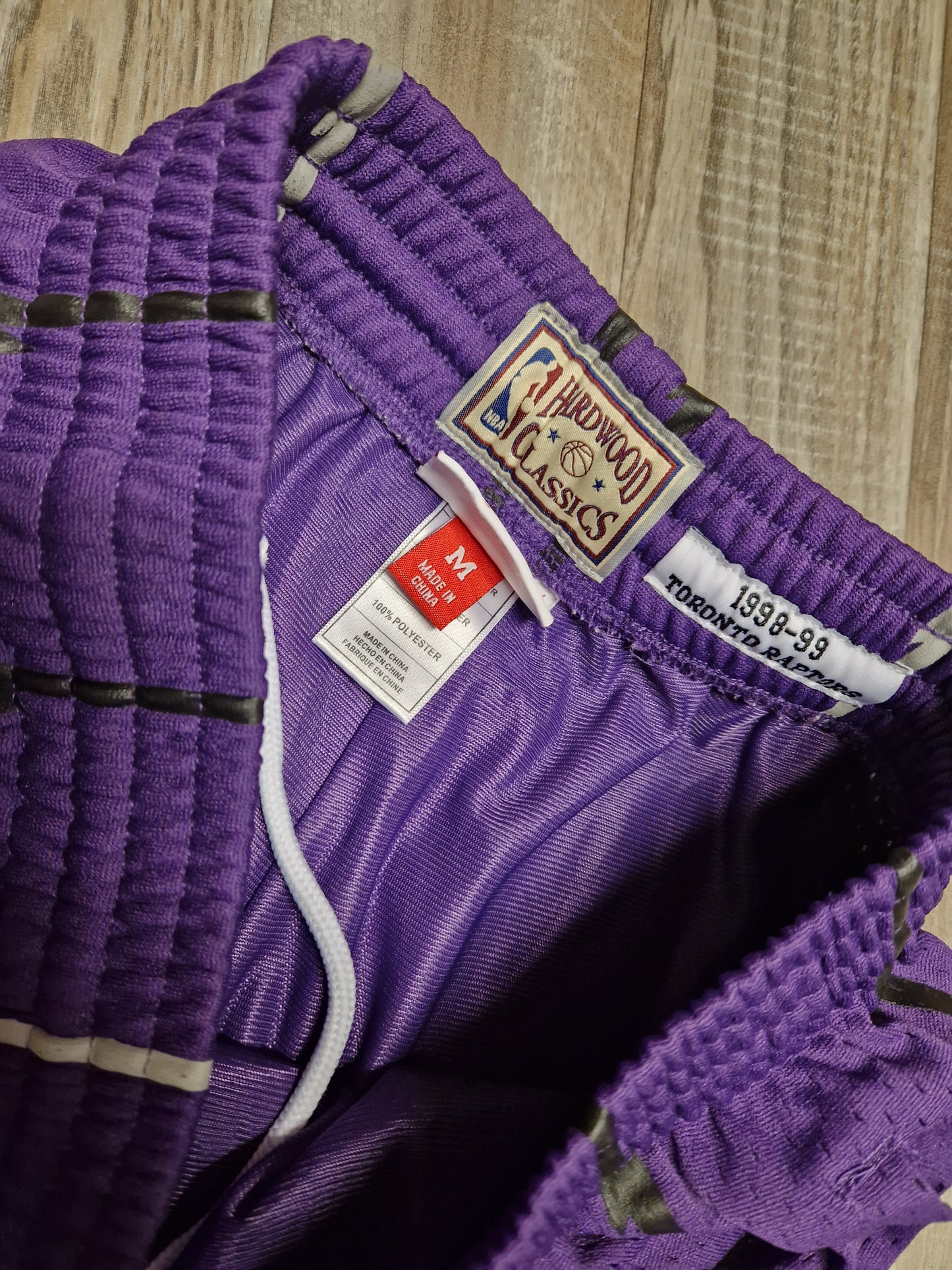 Toronto Raptors Shorts Size Medium