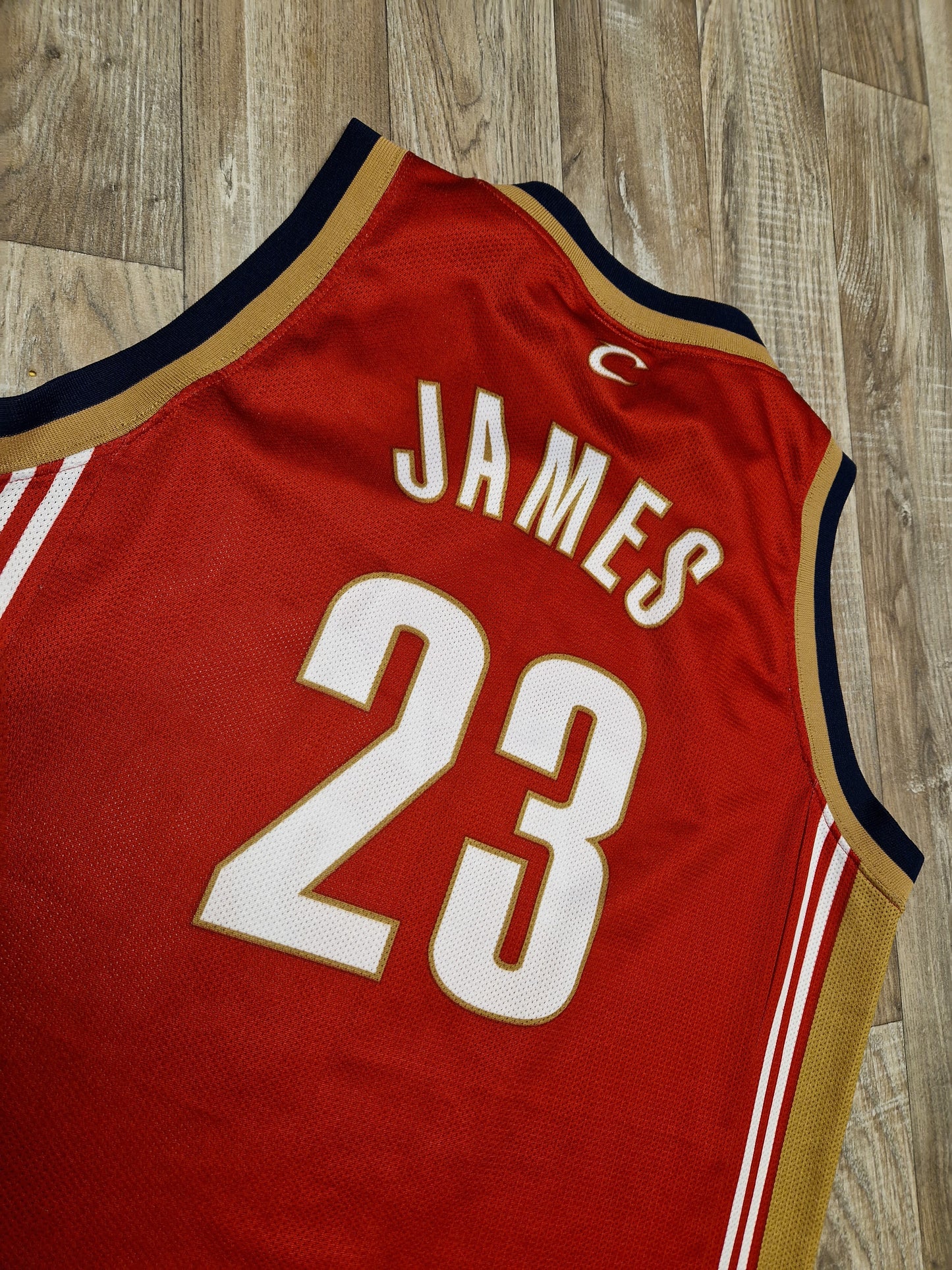 LeBron James Cleveland Cavaliers Jersey Size Large