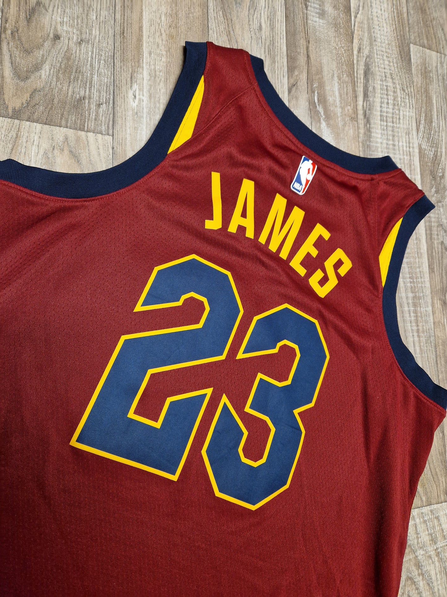 LeBron James Cleveland Cavaliers Jersey Size Large