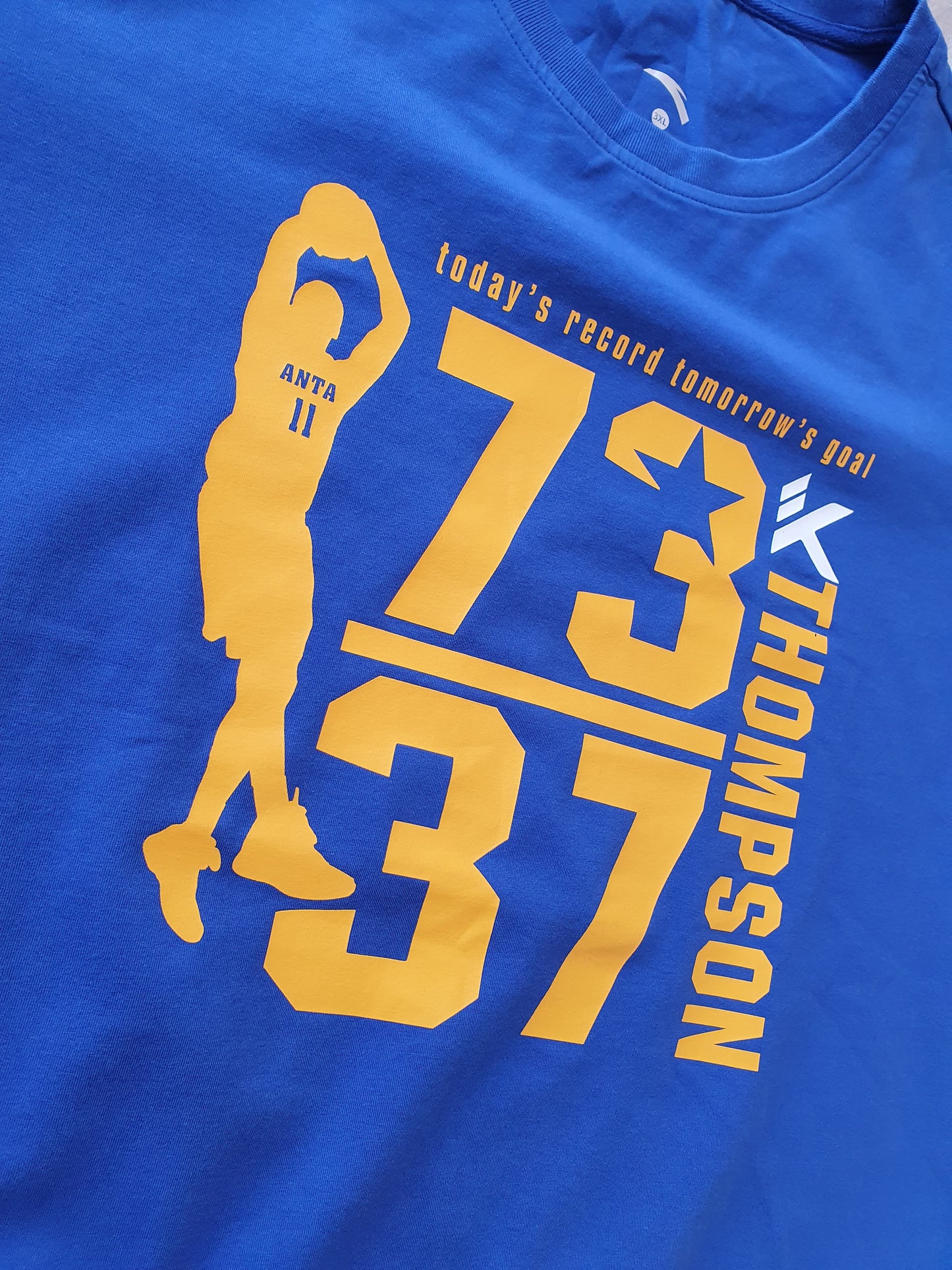 Anta Klay Thompson 73 Win T-Shirt Size 3XL fits like a Size