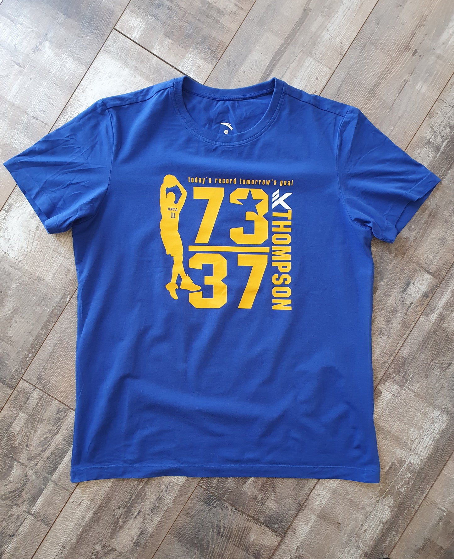 Anta Klay Thompson 73 Win T-Shirt Size 3XL fits like a Size