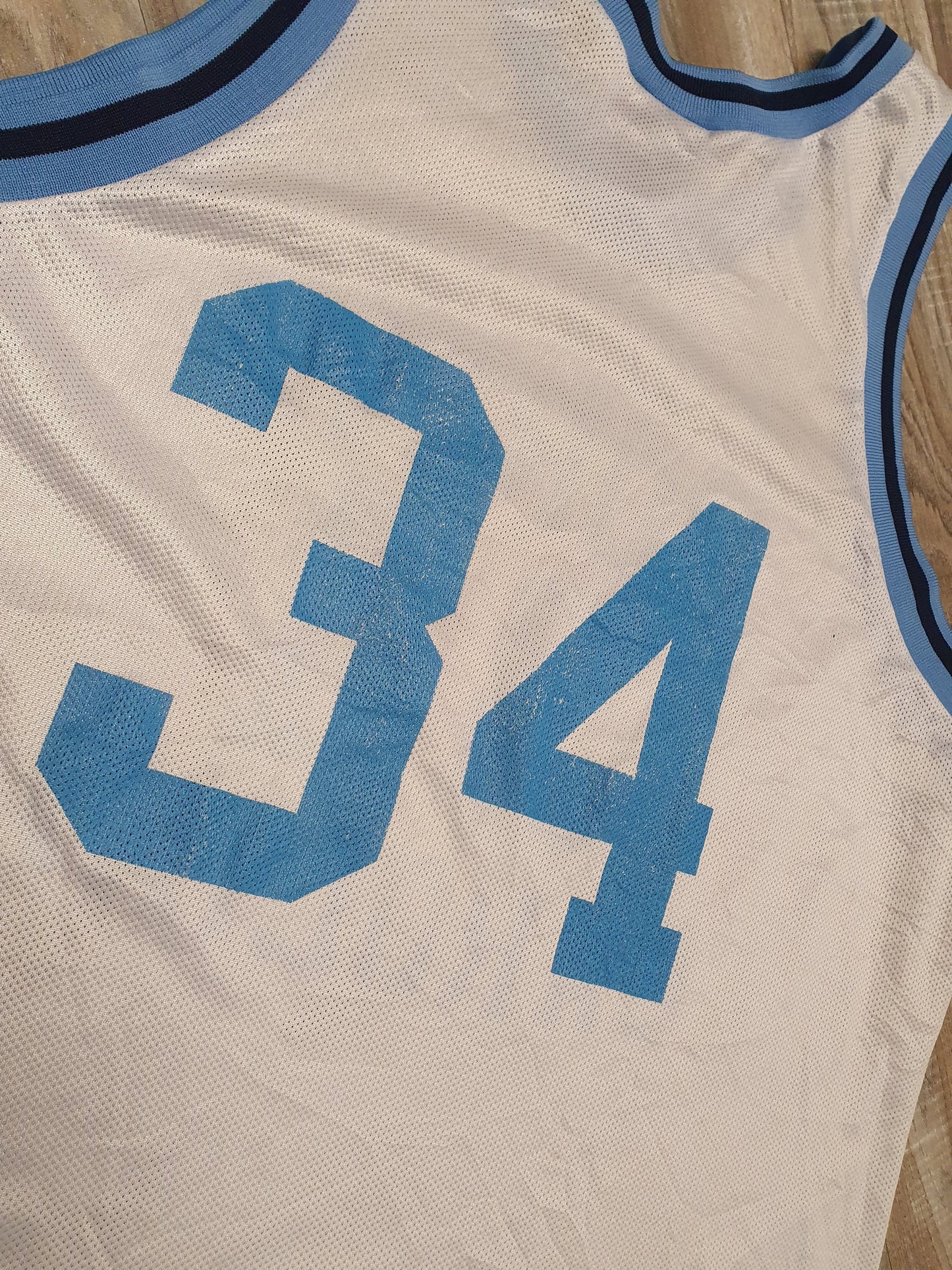 J R Reid North Carolina Tar Heels Jersey Size Large