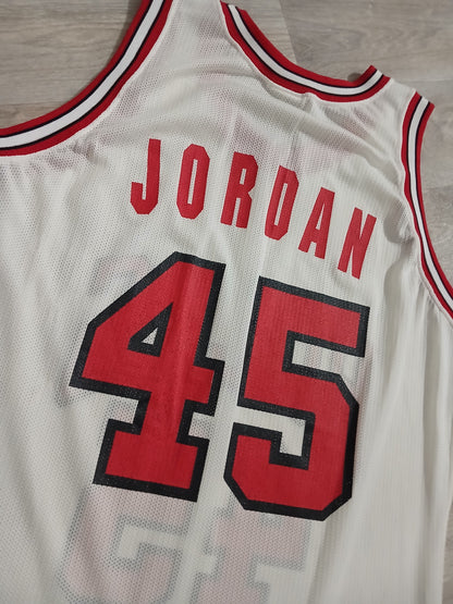 Michael Jordan Chicago Bulls Jersey Size Medium