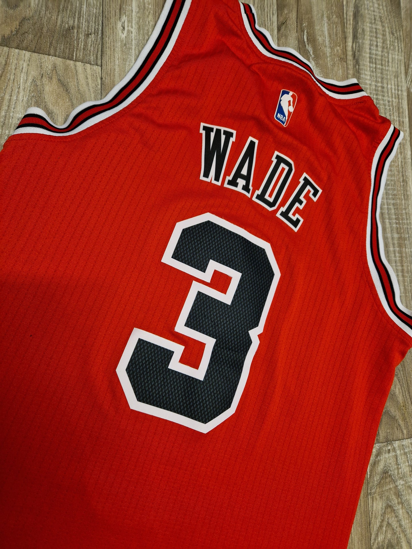 Dwyane Wade Chicago Bulls Jersey Size Small