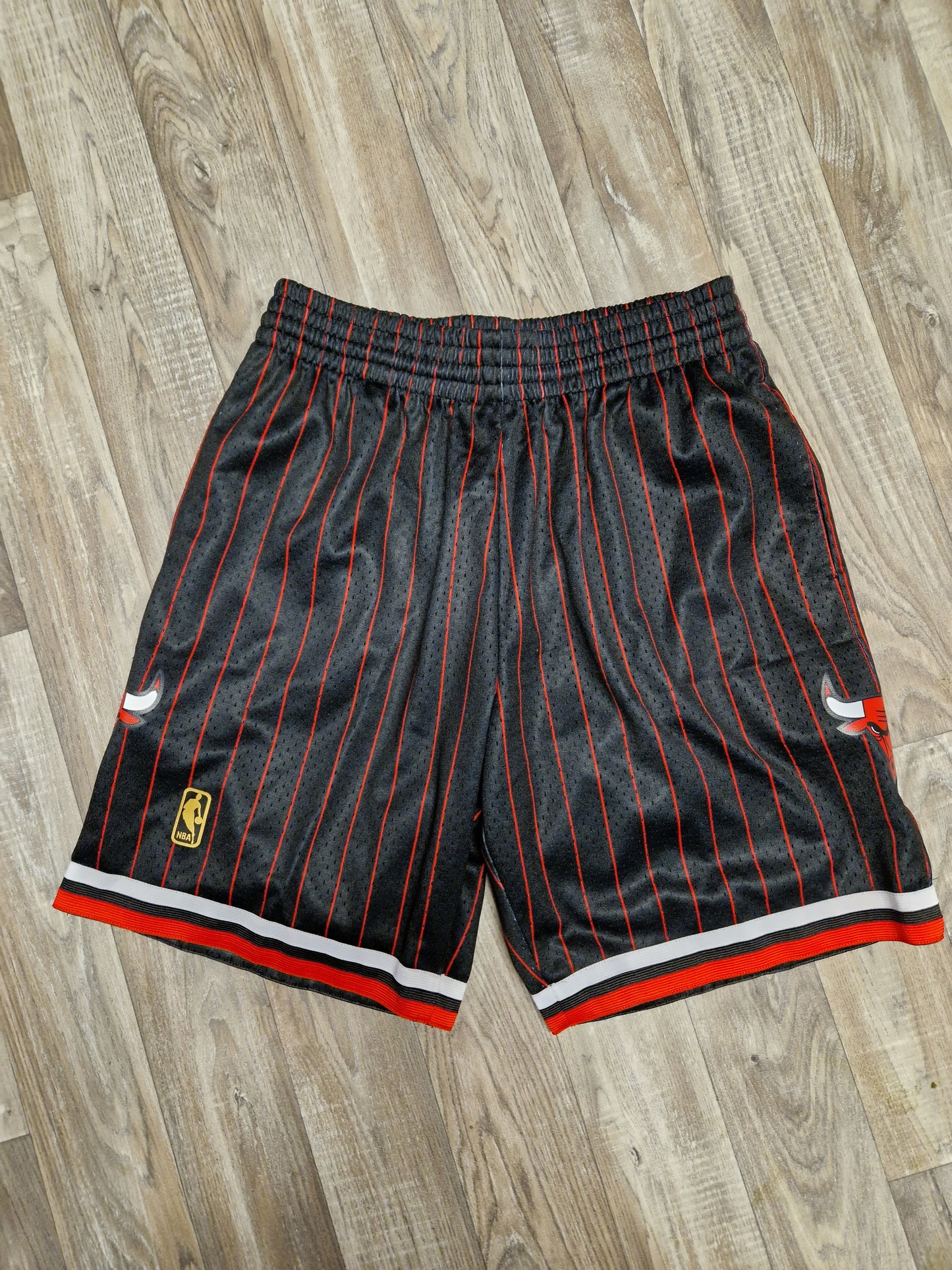 Chicago Bulls Shorts Size Medium
