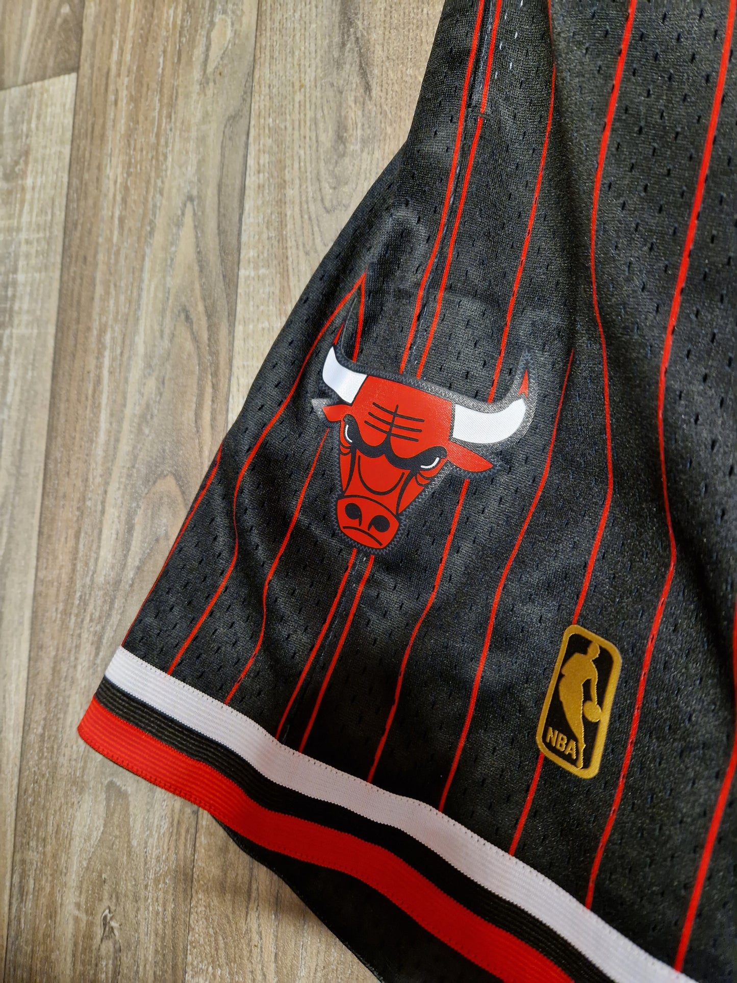Chicago Bulls Shorts Size Medium