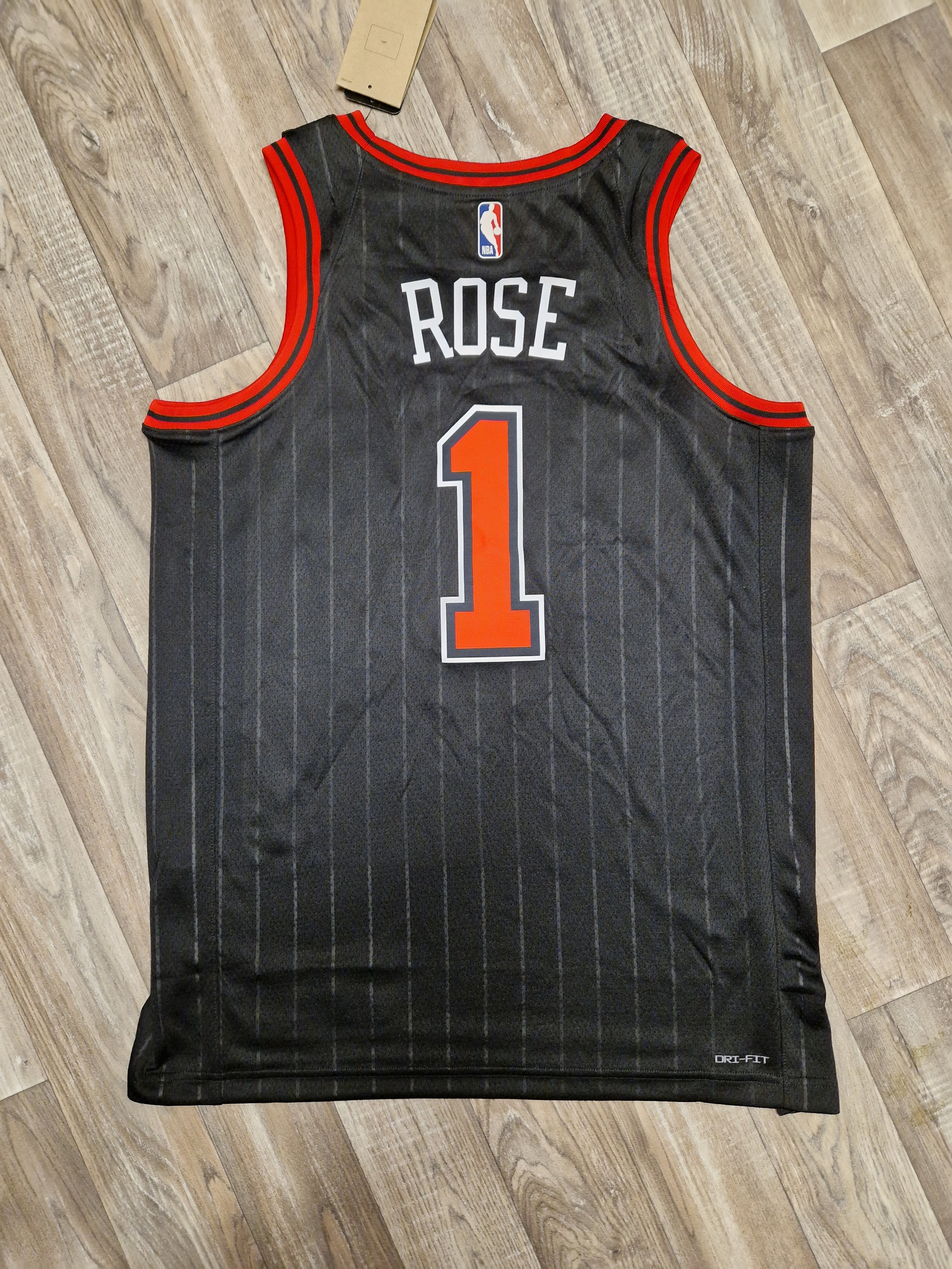 Derrick rose jersey uk hotsell