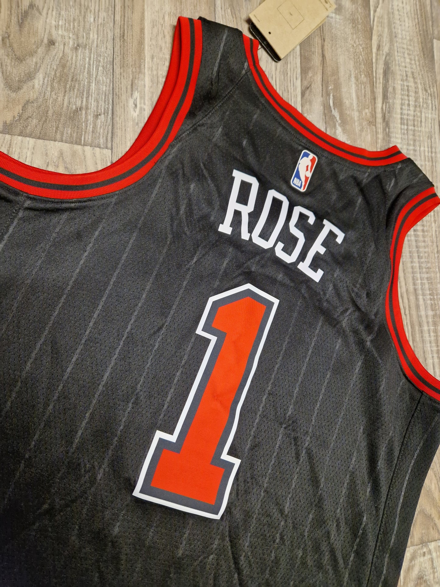 Derrick Rose Chicago Bulls Jersey Size Medium