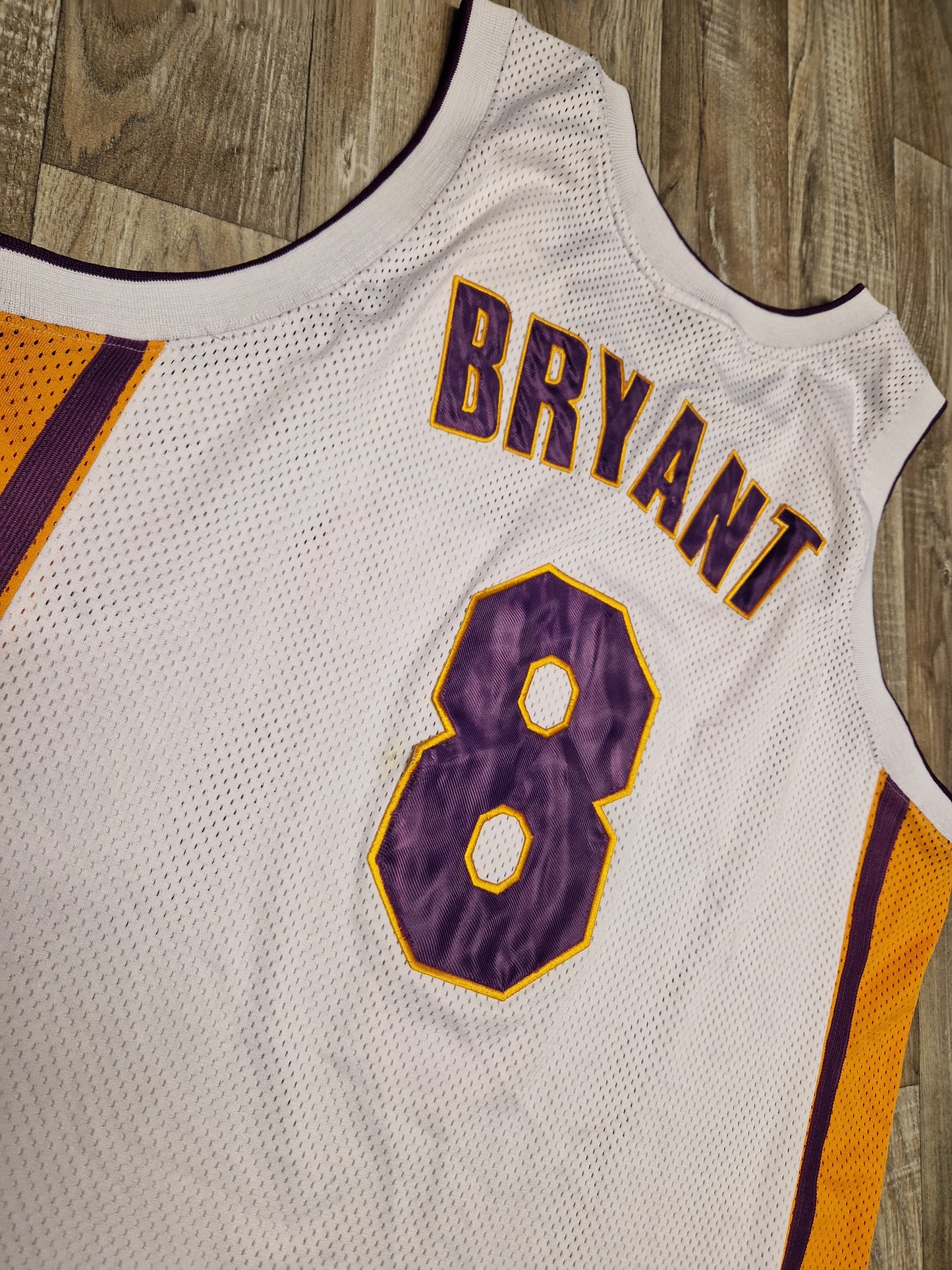 Kobe Bryant Los Angeles Lakers Jersey Size XL