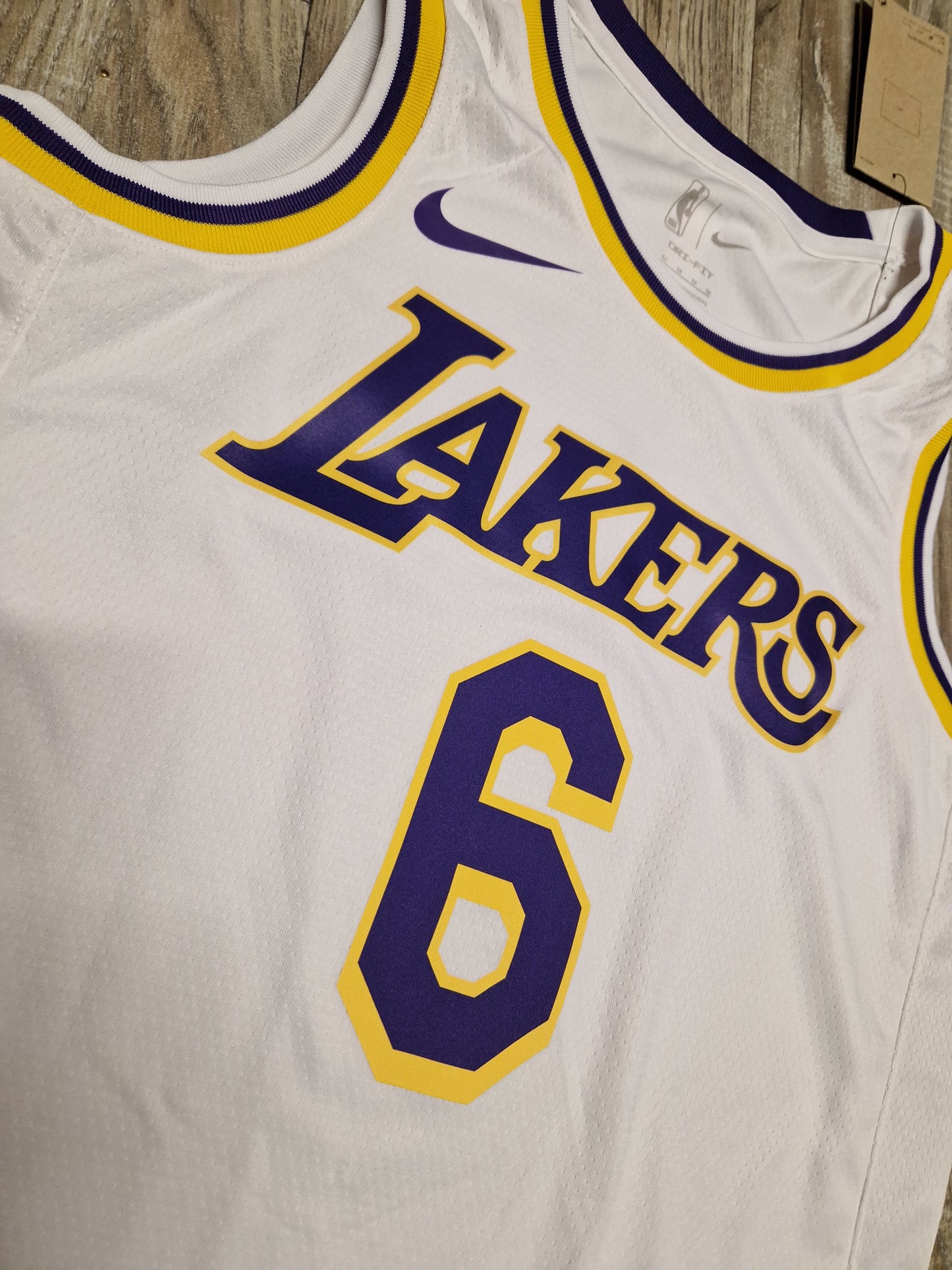 LeBron James Los Angeles Lakers Jersey Size Medium