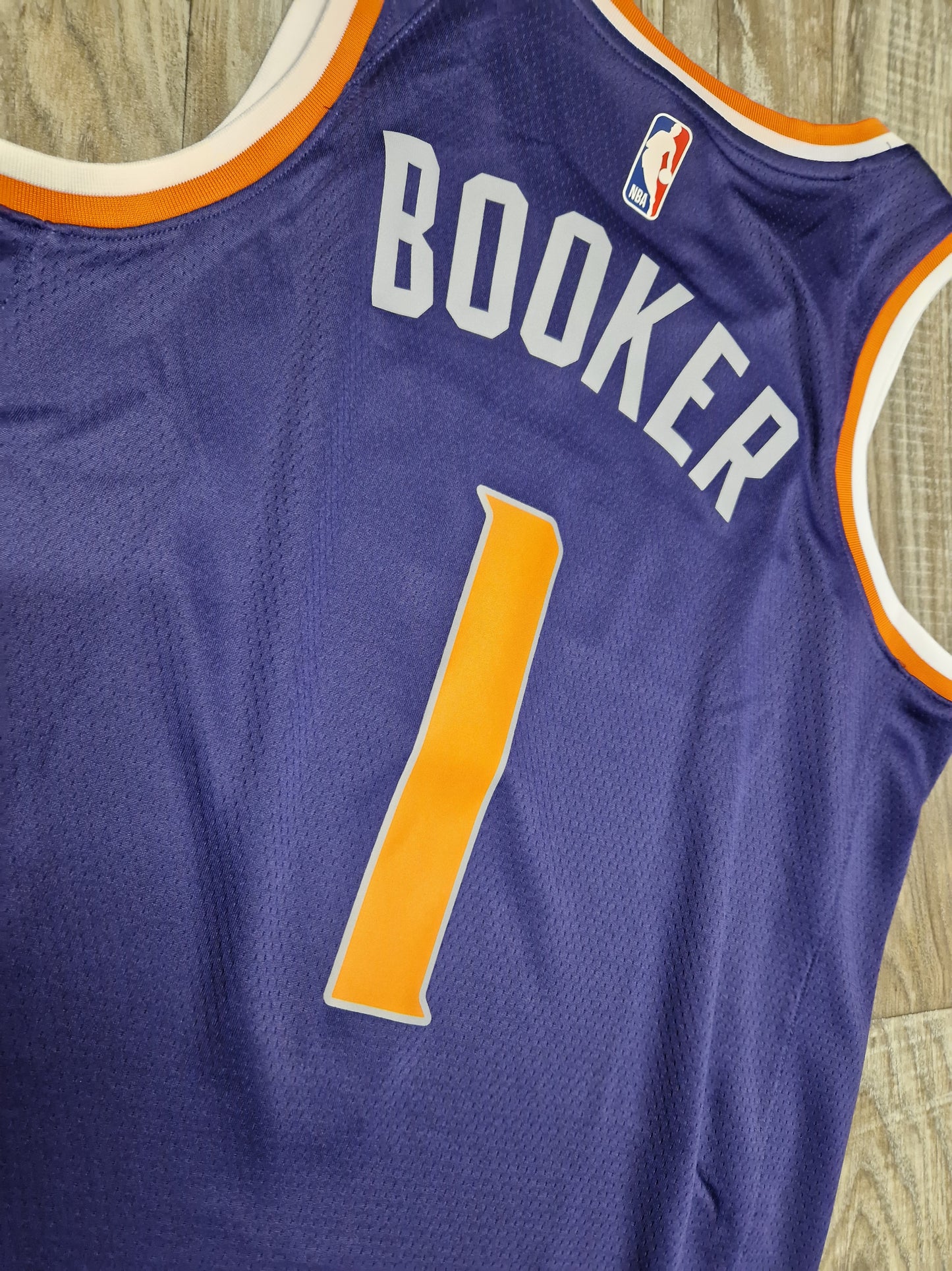 Devin Booker Phoenix Suns Jersey Size Medium