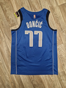 Luka Doncic Dallas Mavericks Jersey Size Medium