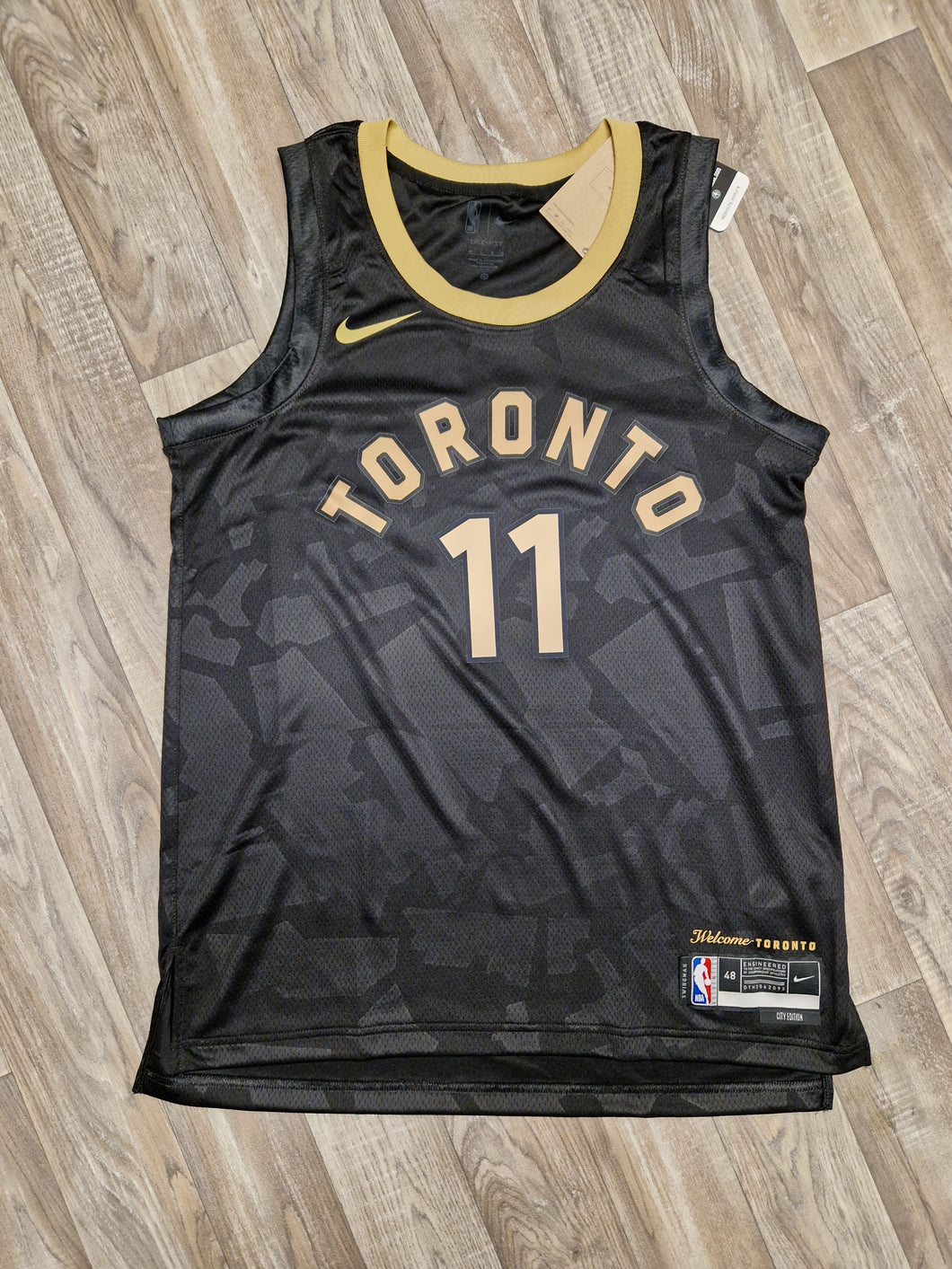 DeMar DeRozan Toronto Raptors Jersey Size Large The Throwback