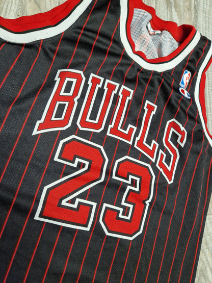 Michael Jordan Chicago Bulls Jersey Size Medium