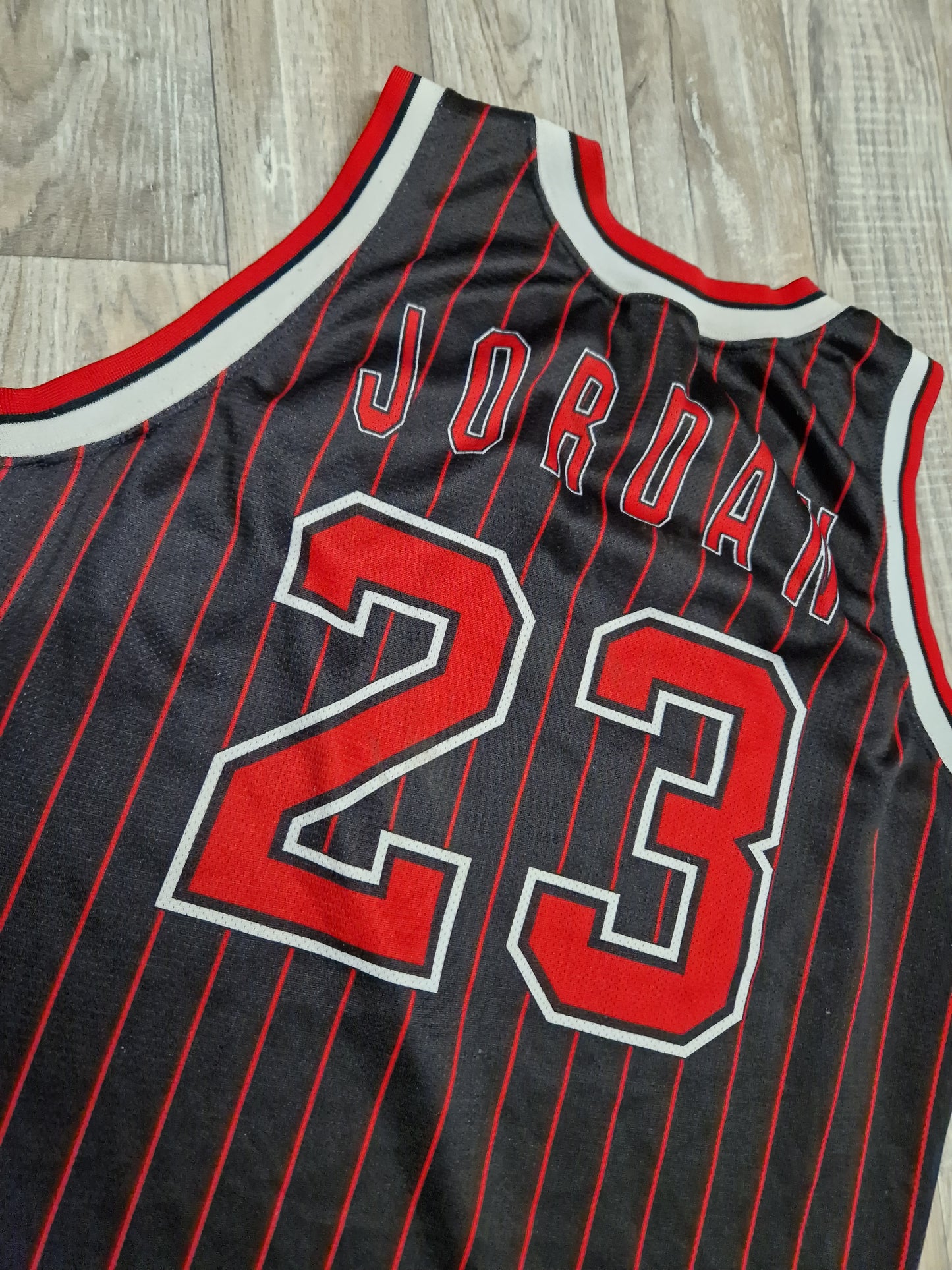 Michael Jordan Chicago Bulls Jersey Size Medium