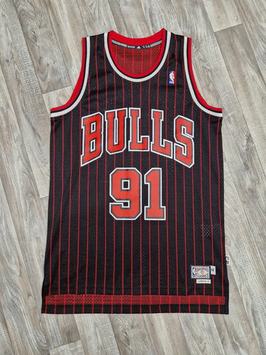 🏀 Vintage NBA Chicago Bulls Clothing – The Throwback Store 🏀