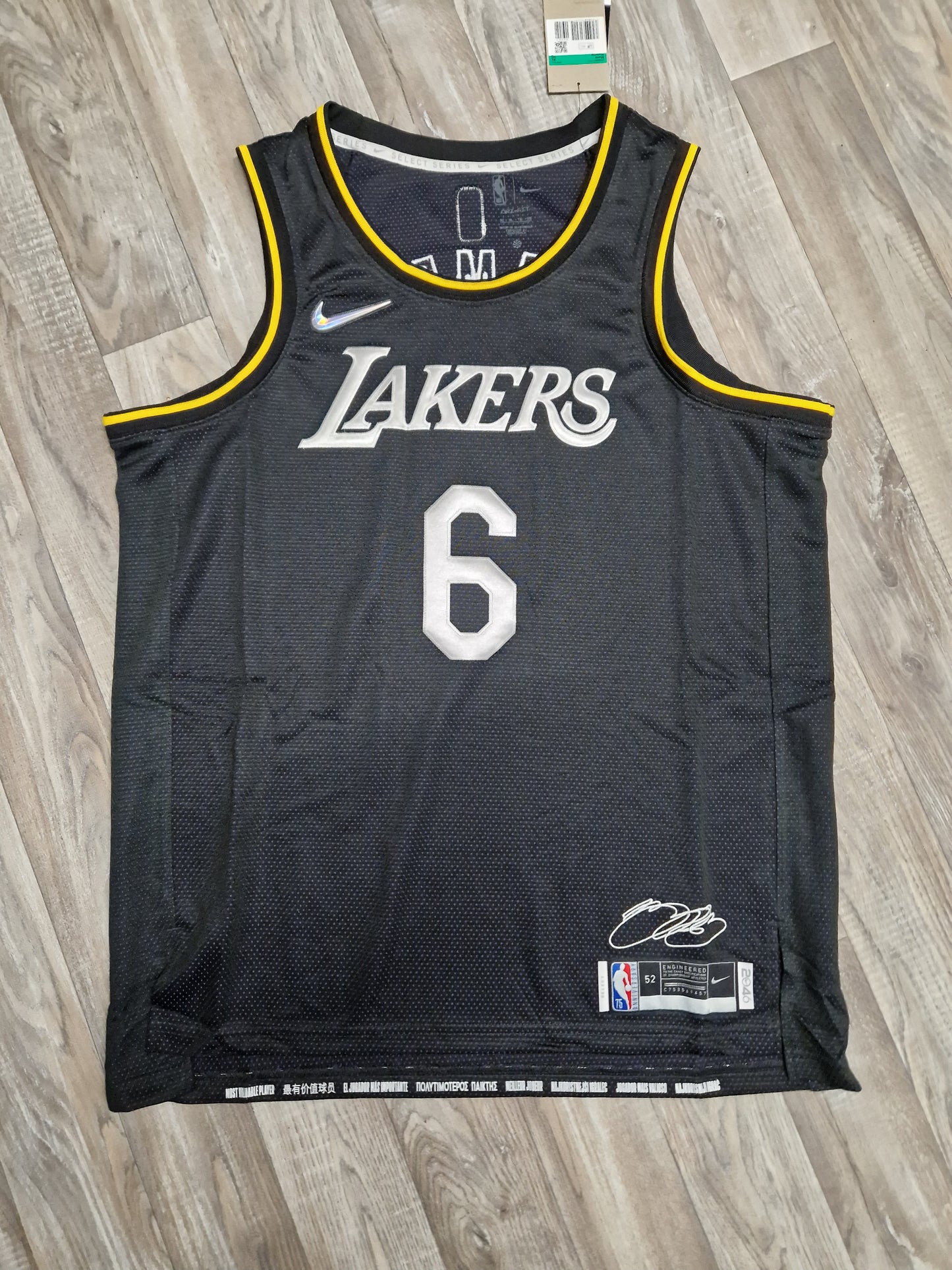 LeBron James Los Angeles Lakers Jersey Size XL