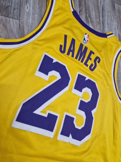 LeBron James Los Angeles Lakers Jersey Size Large