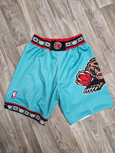 Vancouver Grizzlies Authentic Shorts Size Small