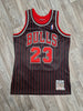 Load image into Gallery viewer, Michael Jordan Authentic Chicago Bulls Jersey Size Medium