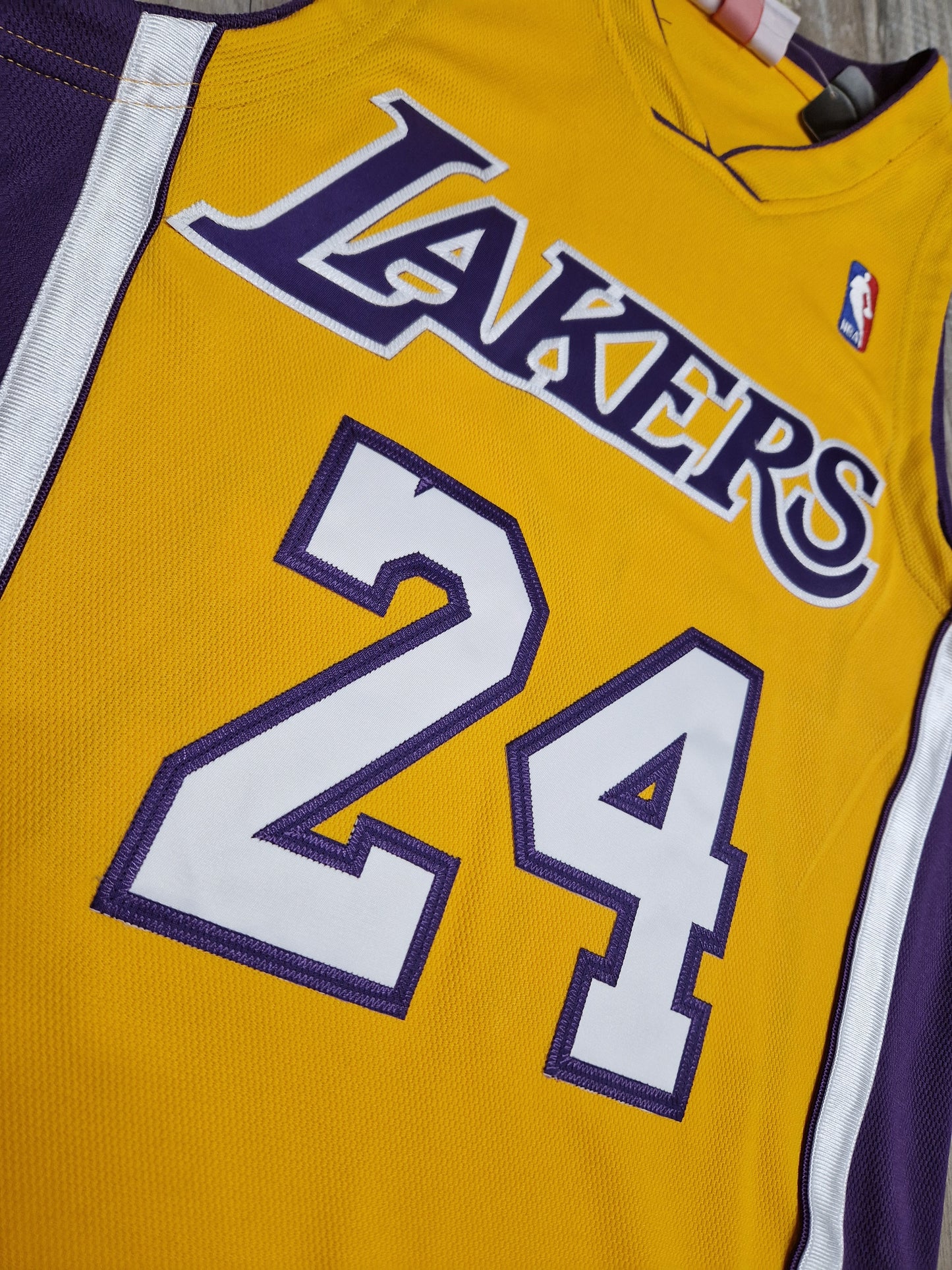 Kobe Bryant Authentic Los Angeles Lakers Jersey Size Small