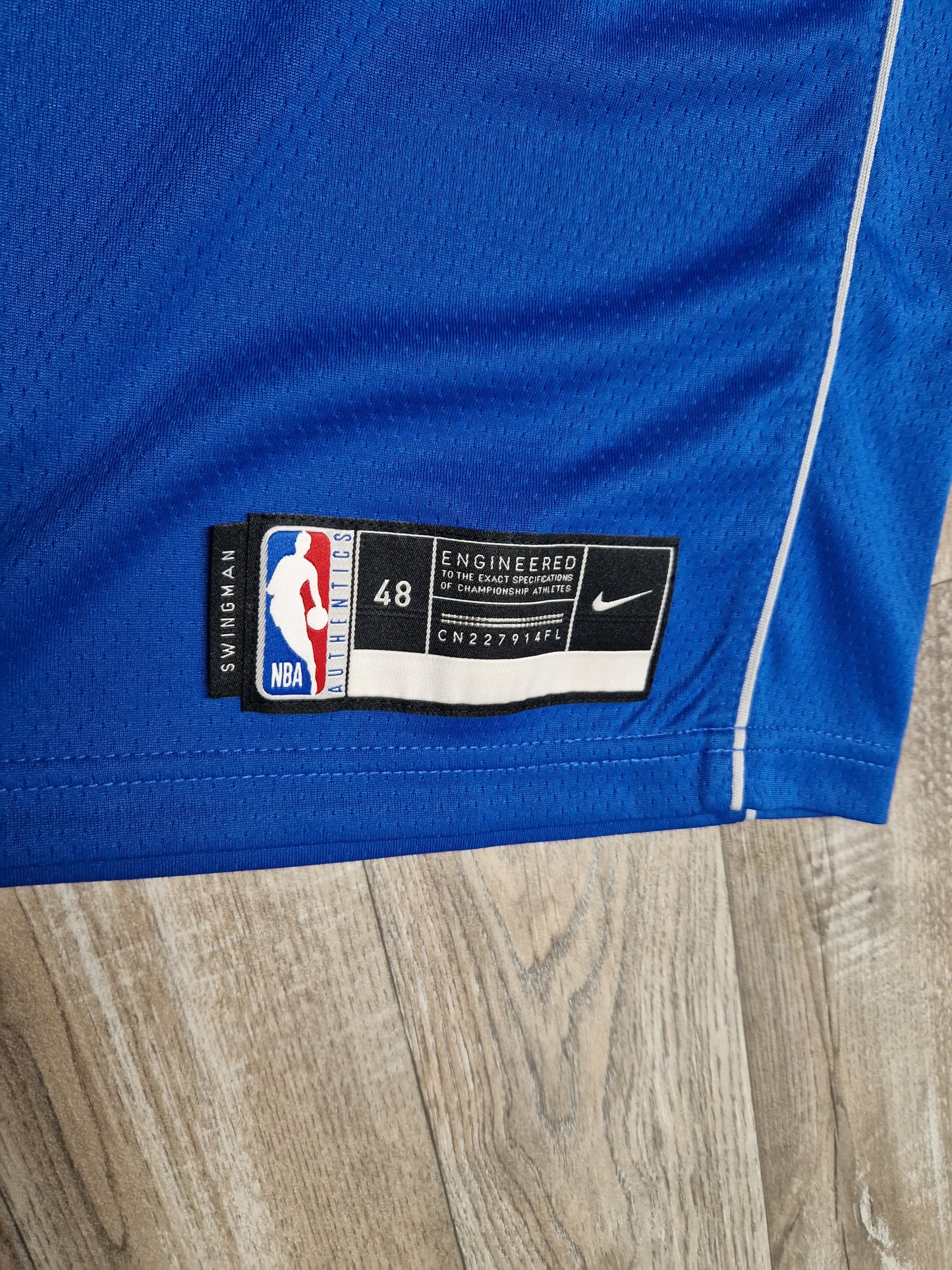 Luka Doncic Dallas Mavericks Jersey Size Large