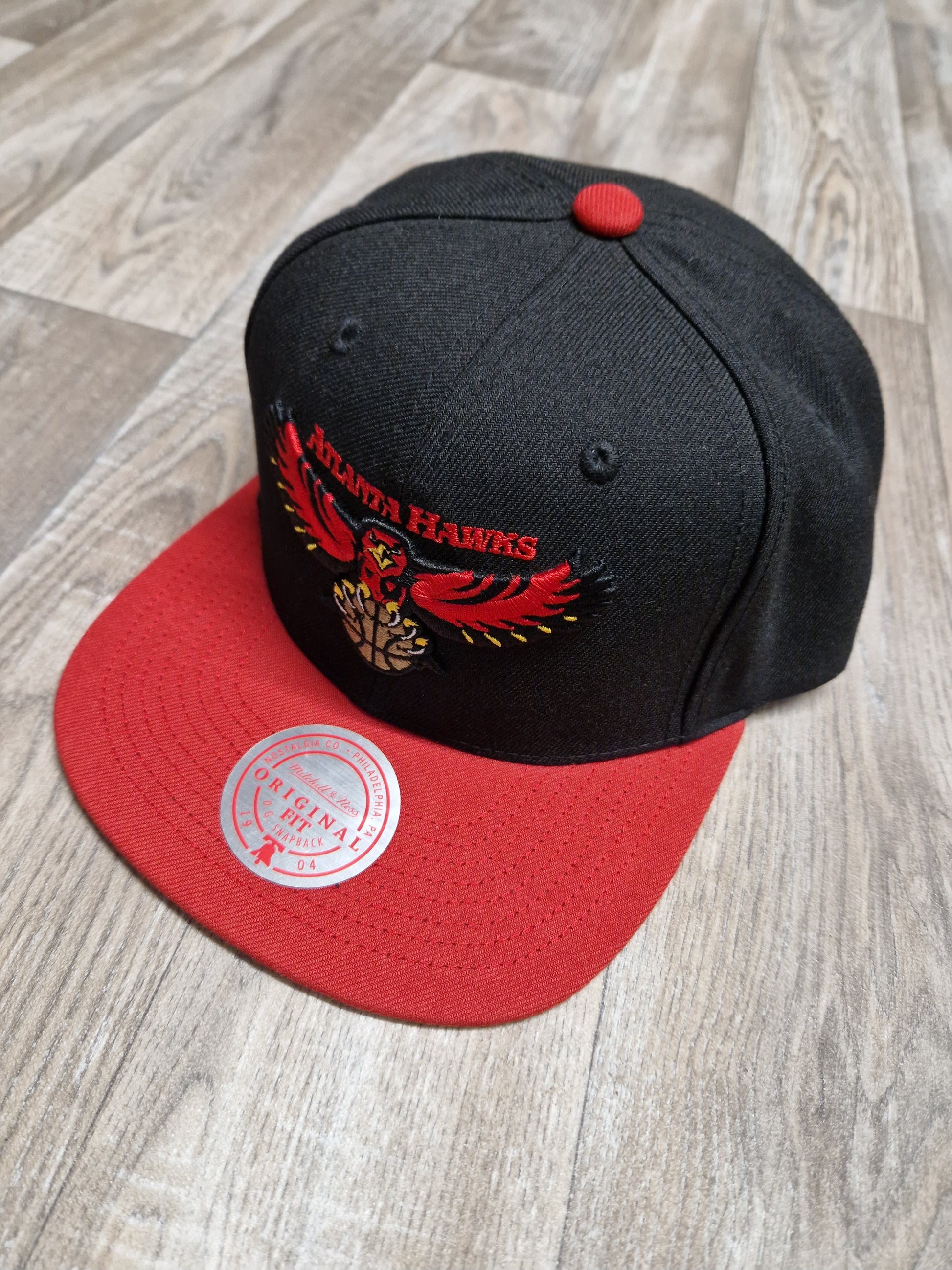 Mitchell & Ness Snapback Cap - HAND DRAWN Atlanta Hawks - Prêt-à-Porter Mitchell & Ness Snapback Cap - HAND DRAWN Atlanta Hawks - Prêt-à-Porter