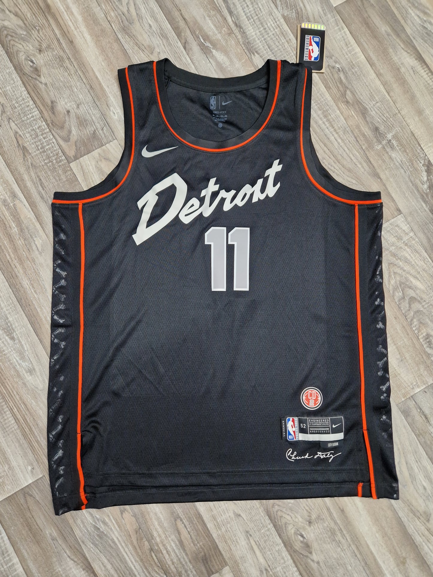 Isaiah Thomas Detroit Pistons Jersey Size XL