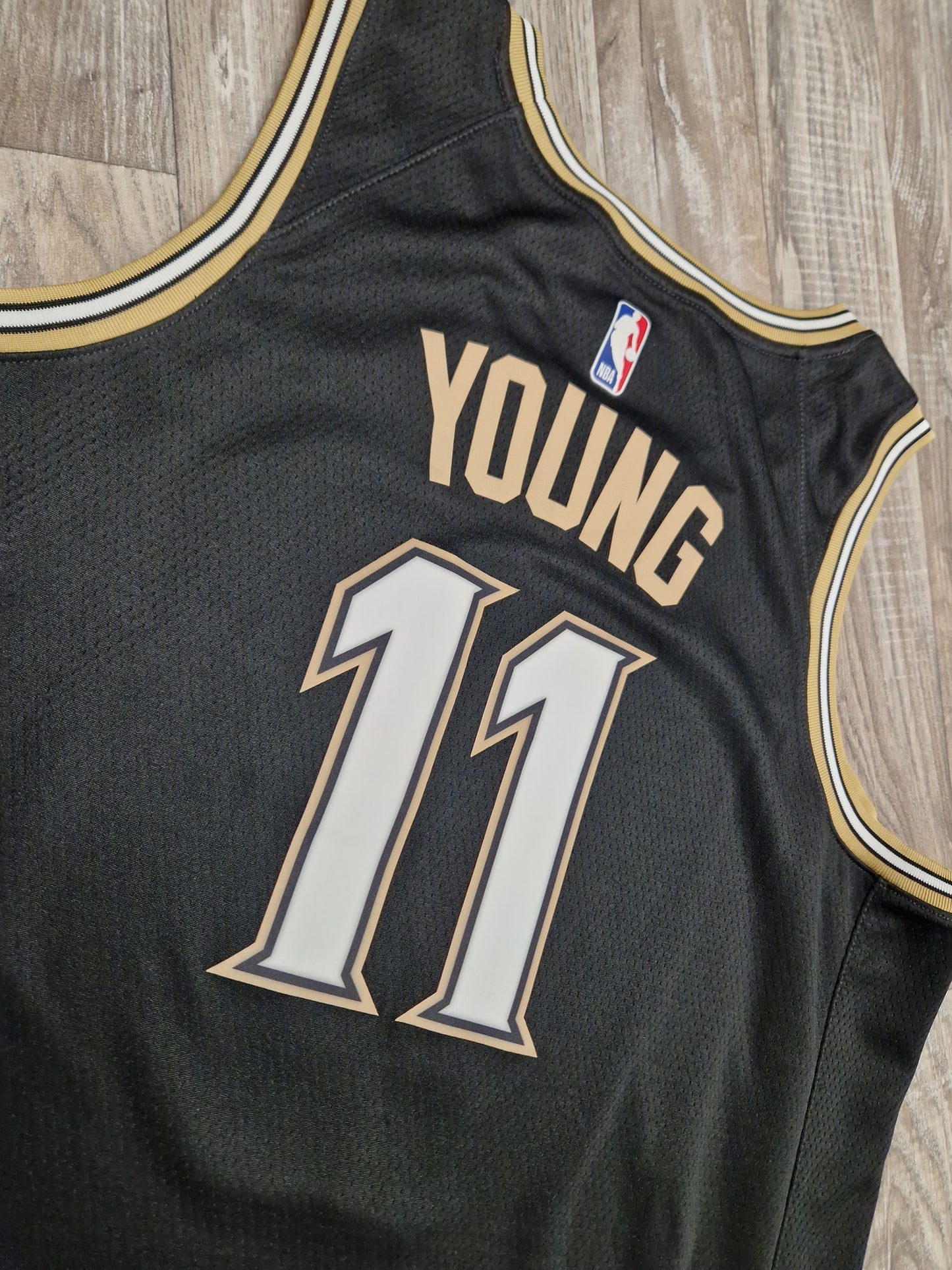 Trae Young Atlanta Hawks Jersey Size XL