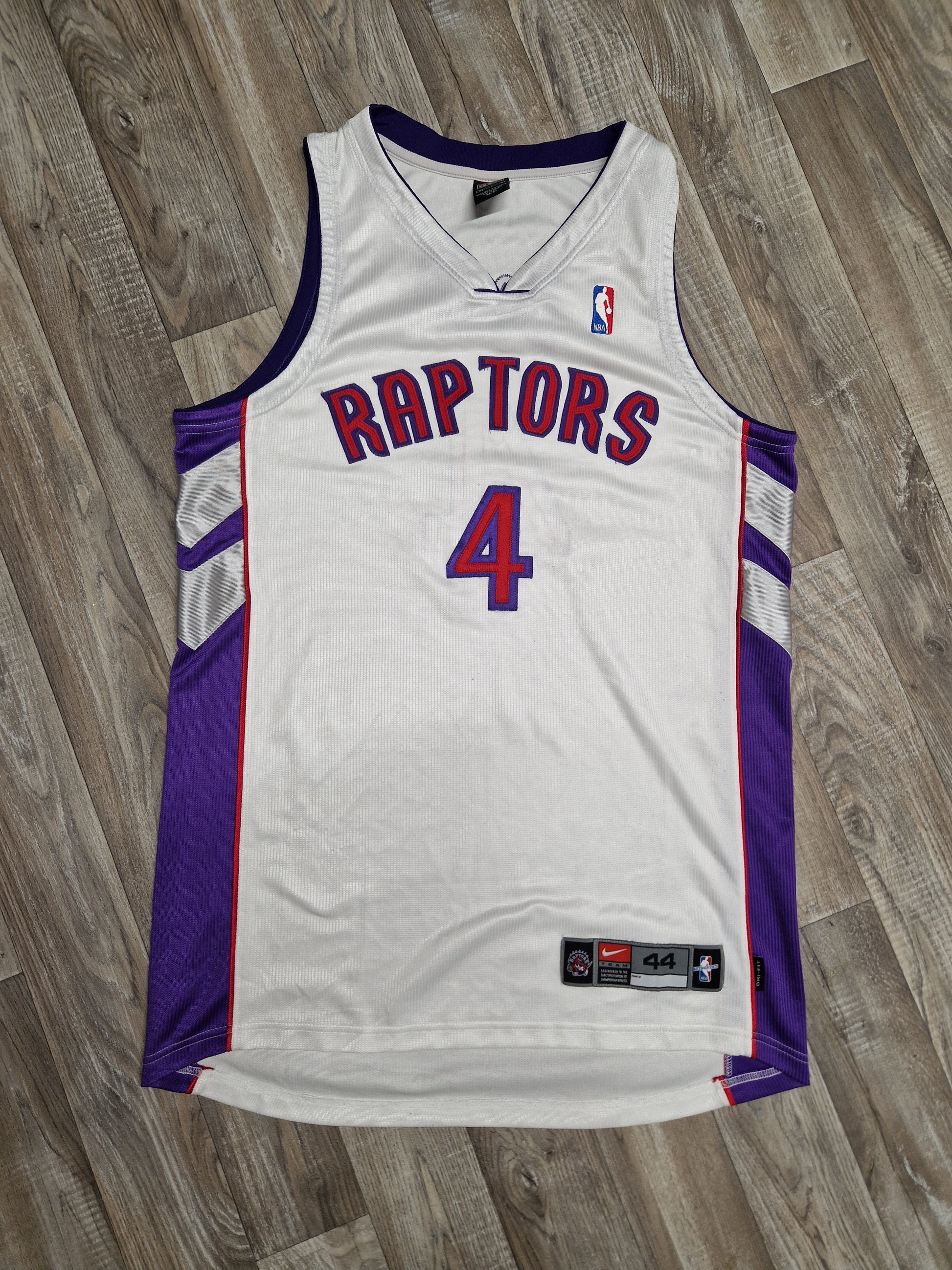 Chris bosh raptors jersey hot sale