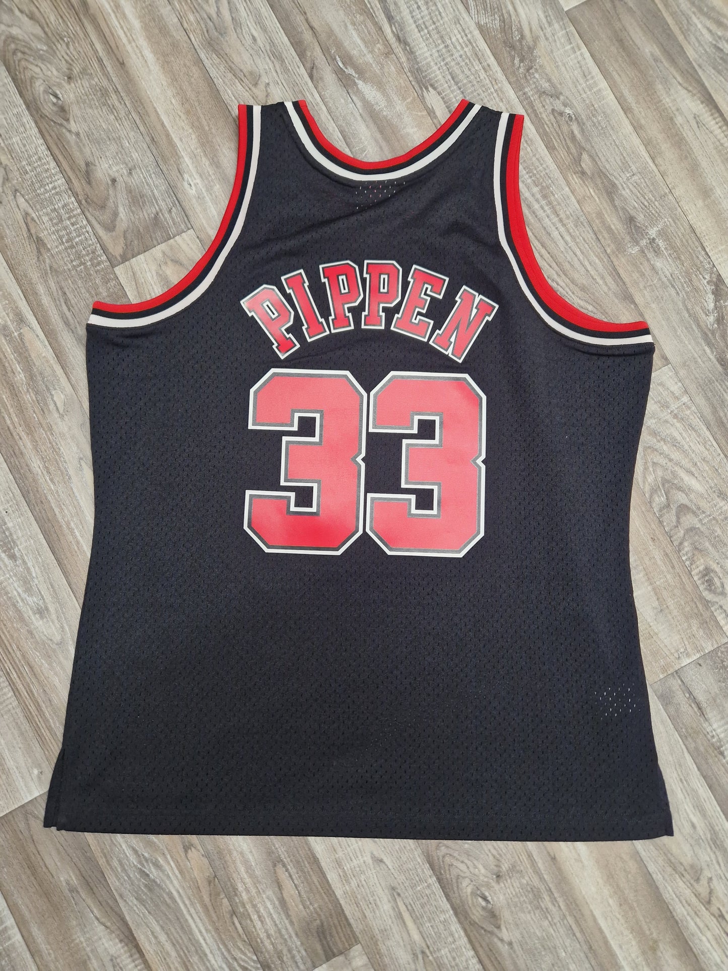 Scottie Pippen Chicago Bulls Jersey Size XL