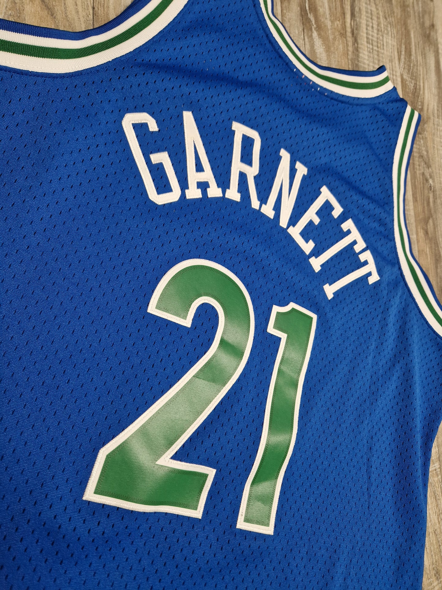 Kevin Garnett First Generation Minnesota Timberwolves Jersey Size XL