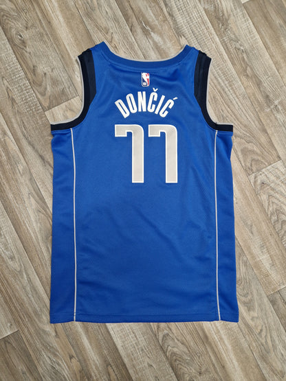 Luka Doncic Dallas Mavericks Jersey Size Small