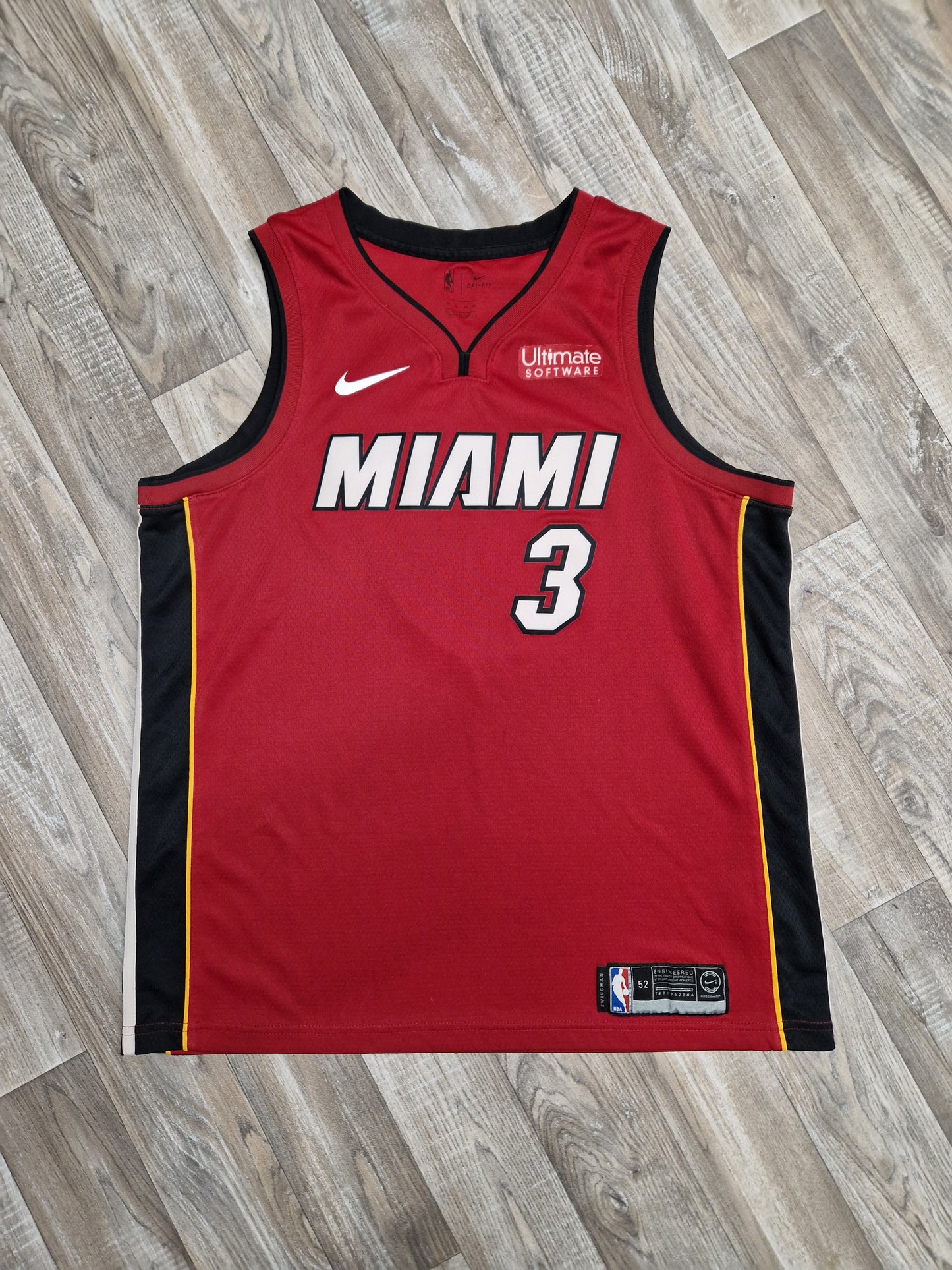 Dwyane Wade Miami Heat Jersey Size XL