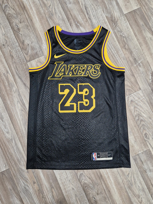 Lebron throwback lakers jersey sales