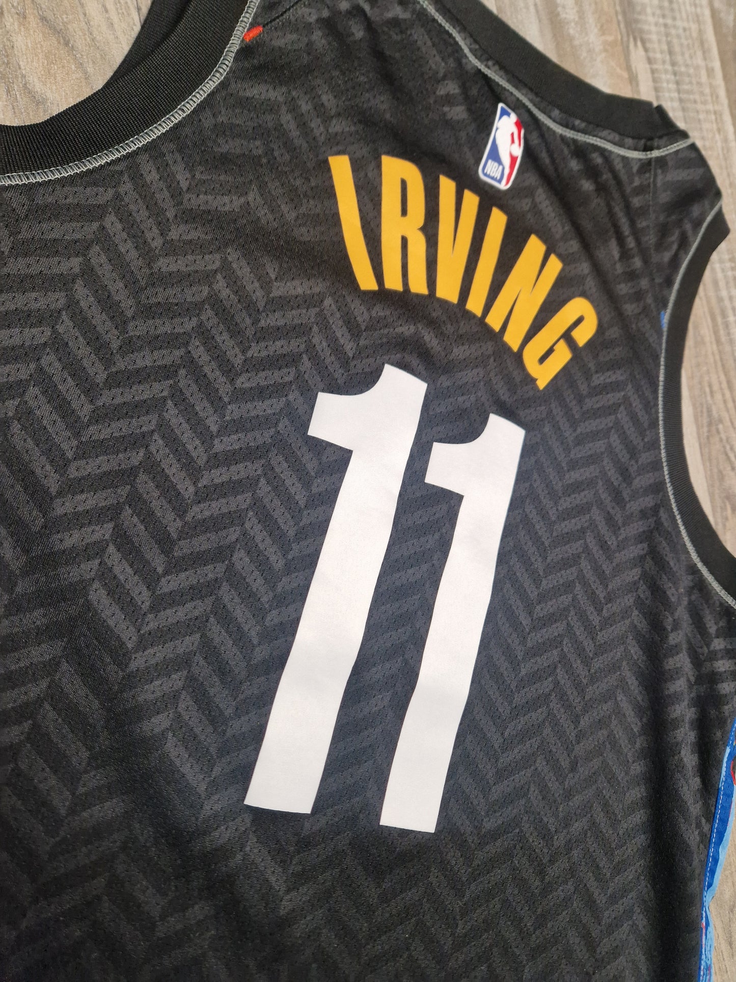 Kyrie Irving Brooklyn Nets Jersey Size Large