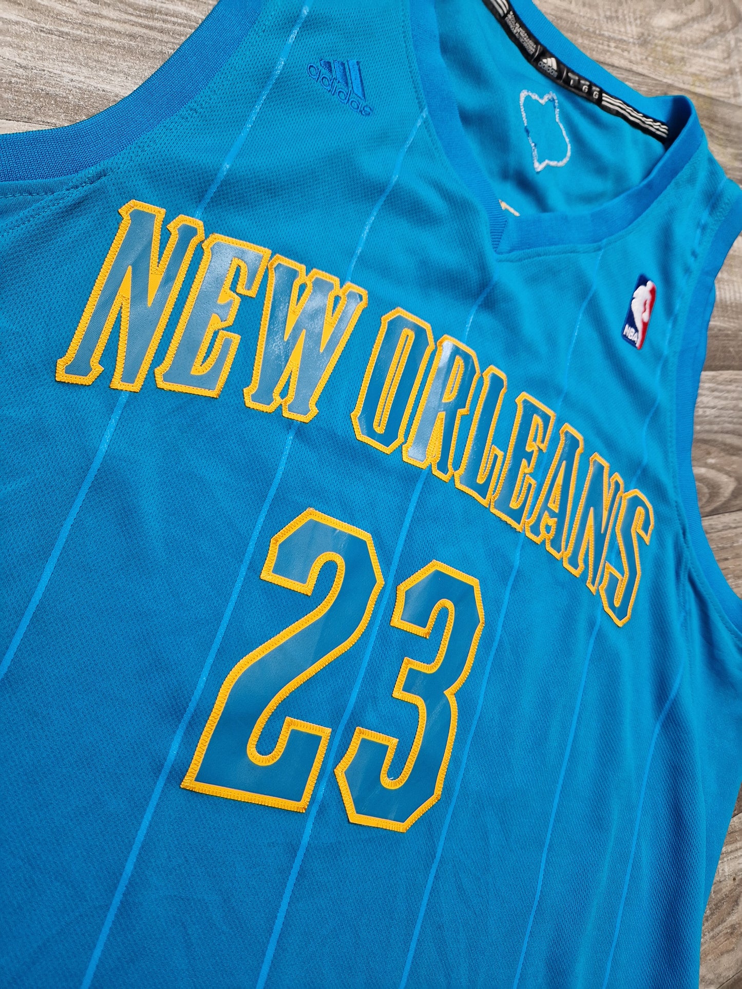 Anthony Davis New Orleans Hornets Jersey Size Large
