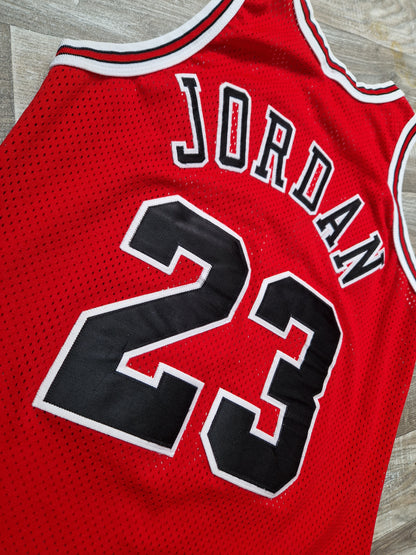 Michael Jordan Authentic Chicago Bulls Jersey Size Medium