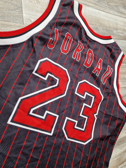 Michael Jordan Chicago Bulls Jersey Size Small