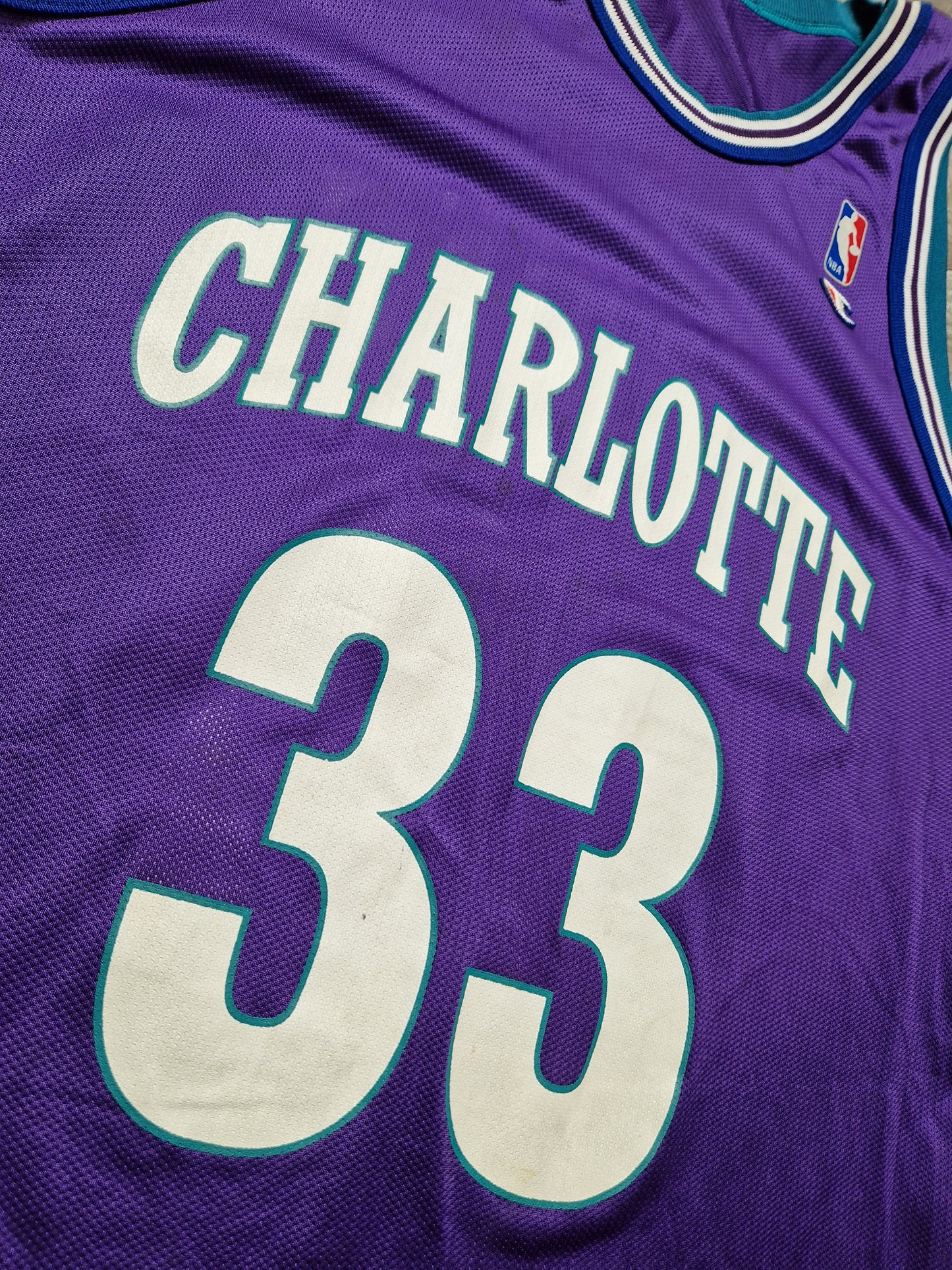 Alonzo Mourning Charlotte Hornets Jersey Size XL