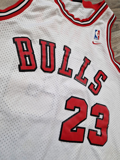 Michael Jordan Chicago Bulls Jersey Size Medium