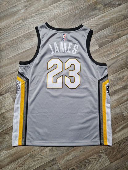 LeBron James Cleveland Cavaliers Jersey Size XL