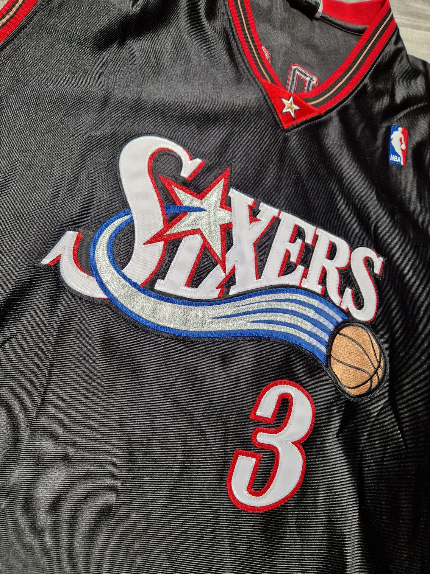 Allen Iverson Authentic Philadelphia 76ers Jersey Size Large