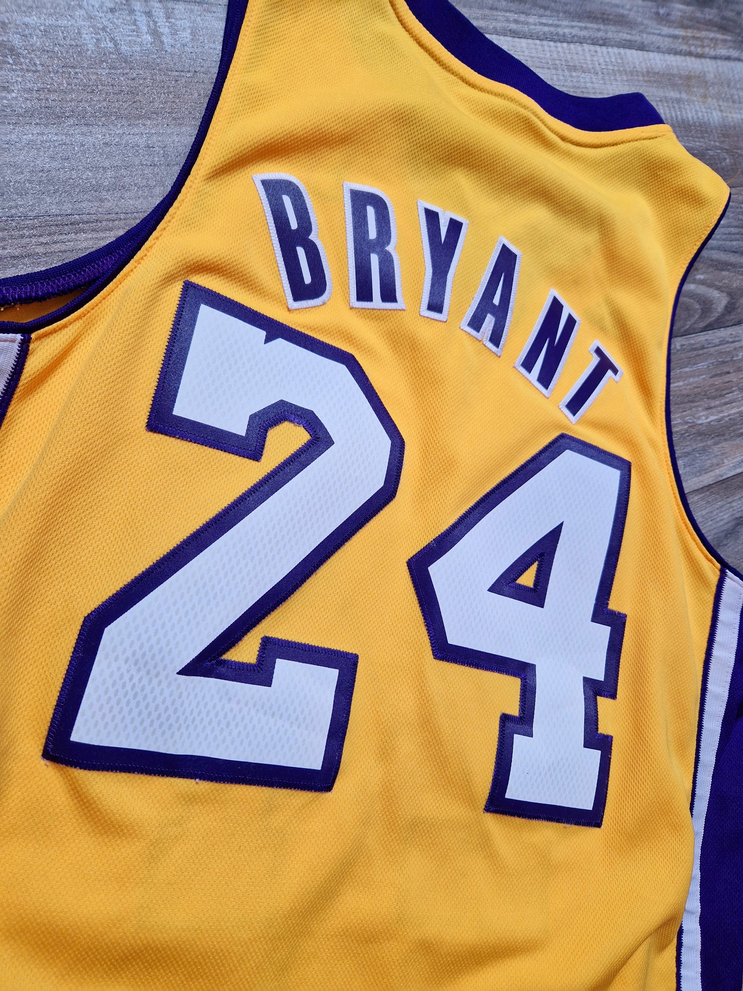 Kobe Bryant Los Angeles Lakers Jersey Size Small