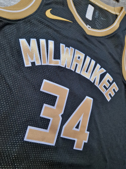 Giannis Antetokounmpo Milwaukee Bucks Jersey Size Medium