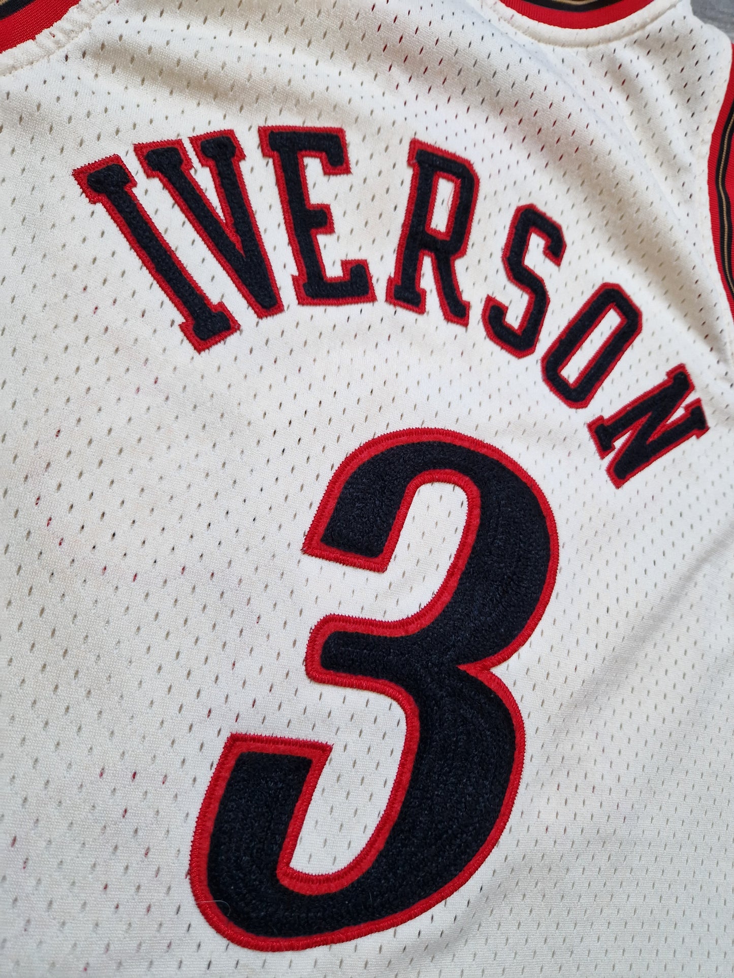 Allen Iverson Philadelphia 76ers Jersey Size XL